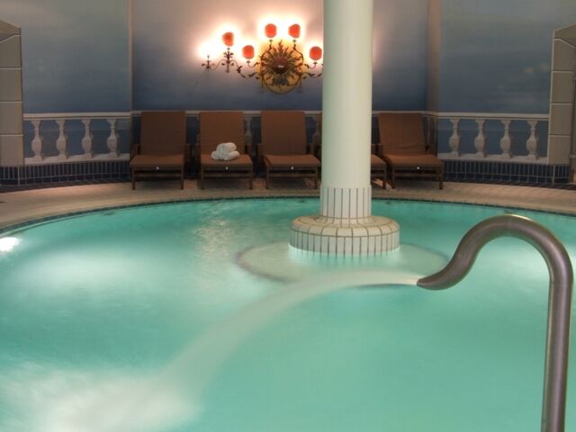 Maximilian Hotel